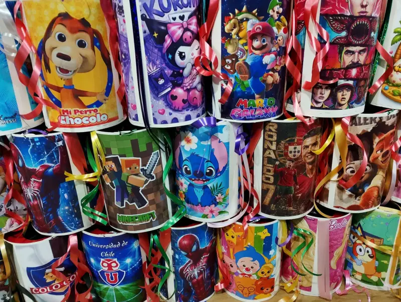 Piñatas temáticas decorativas - 6