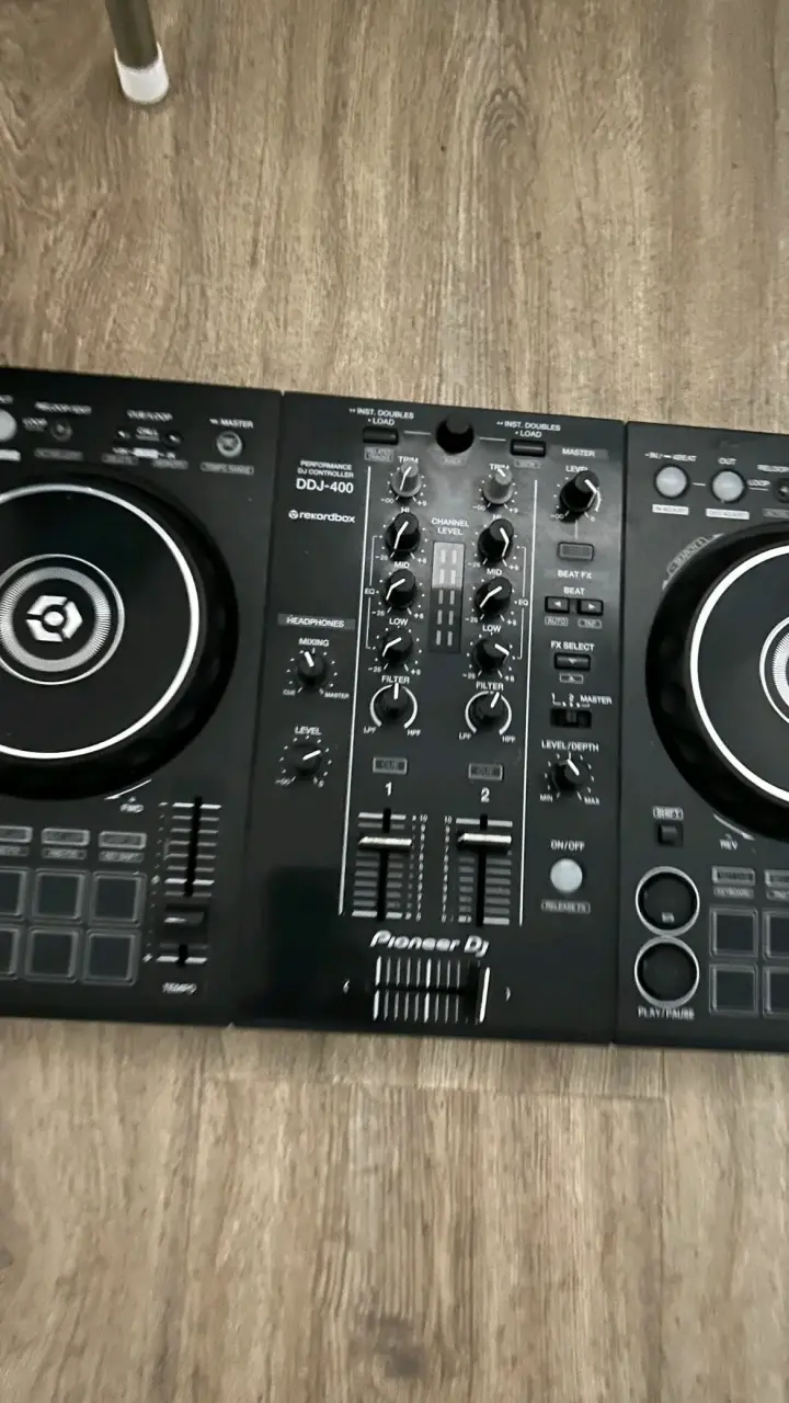 Controlador DJ Pioneer DDJ-400 - 3
