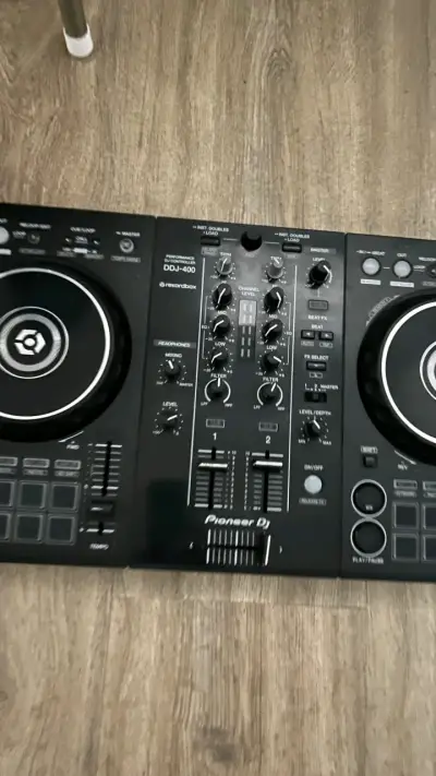 Controlador DJ Pioneer DDJ-400 - miniatura 3