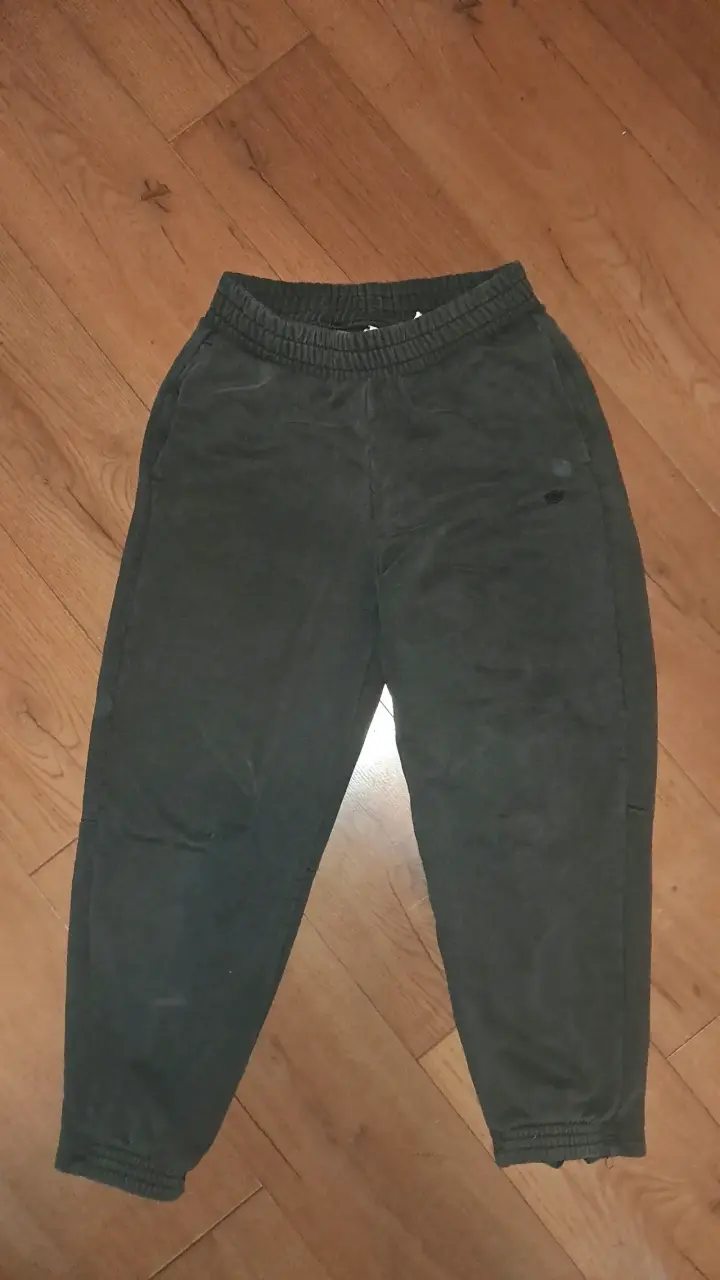 Buzo adidas original tipo jogger talla s