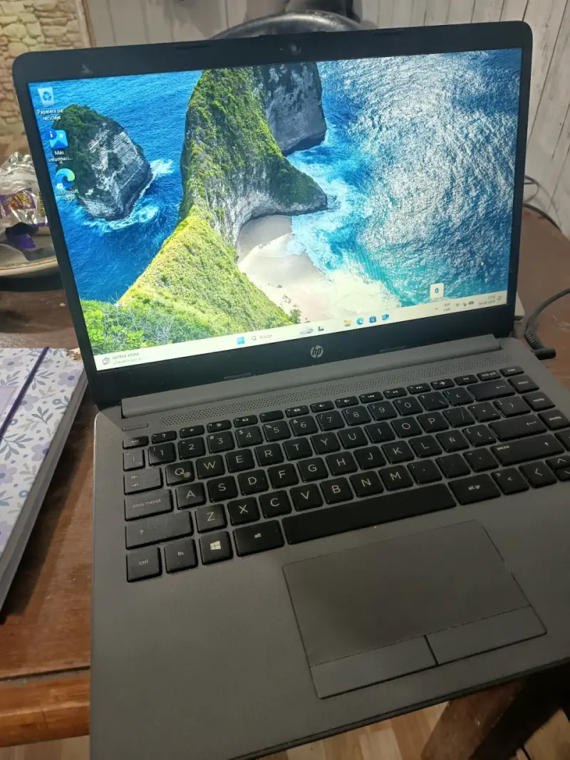 💻 Notebook HP 240 G8 Core i3 - 4