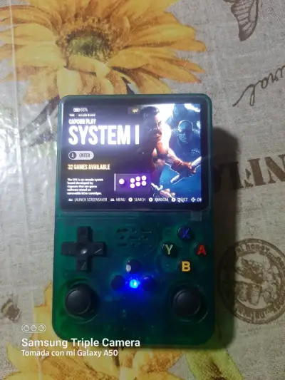 Consola portátil Game Master R36S - miniatura 4