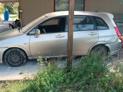 Suzuki aerio 2004 - miniatura 2