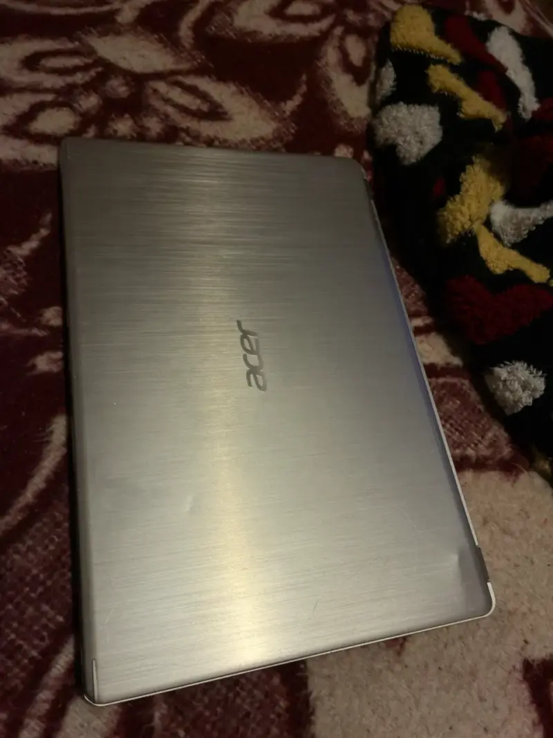 Laptop Acer Ryzen 3 Plateada - 3