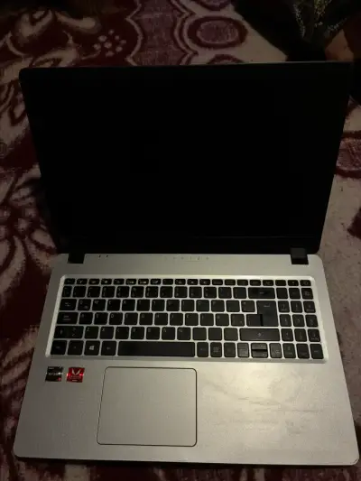 Laptop Acer Ryzen 3 Plateada - miniatura 6
