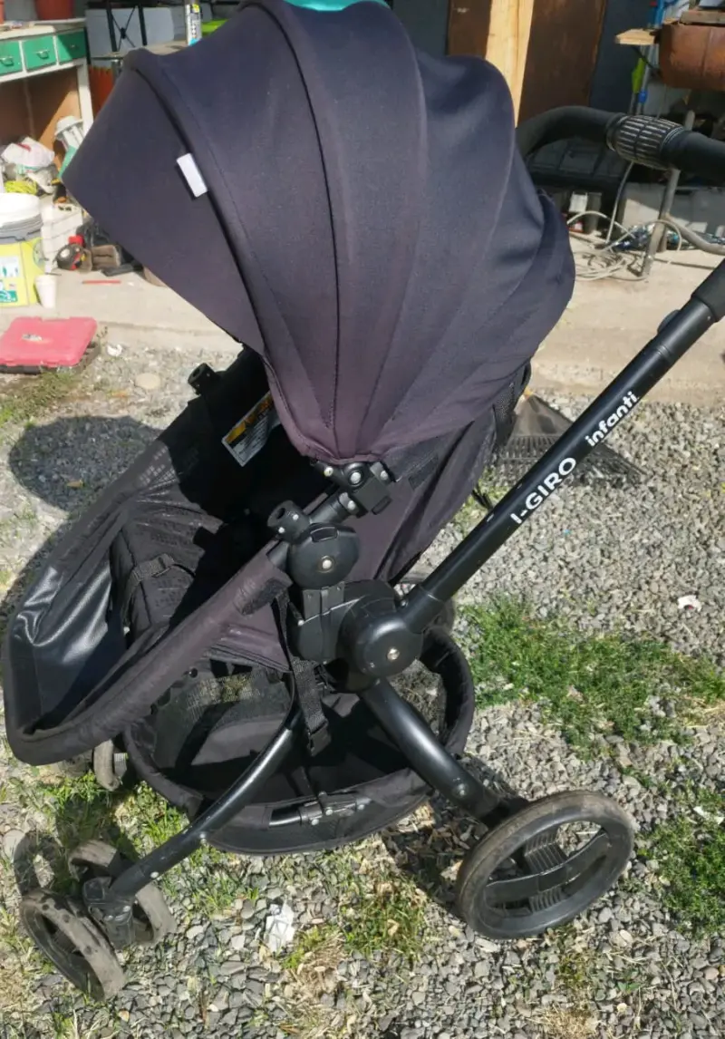 Coche de bebé Infanti negro - 2