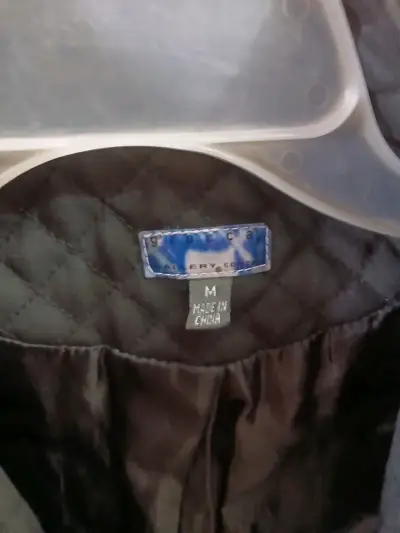 Chaqueta negra para mujer - miniatura 3