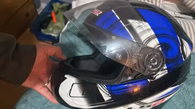 Casco moto azul y blanco - miniatura 1