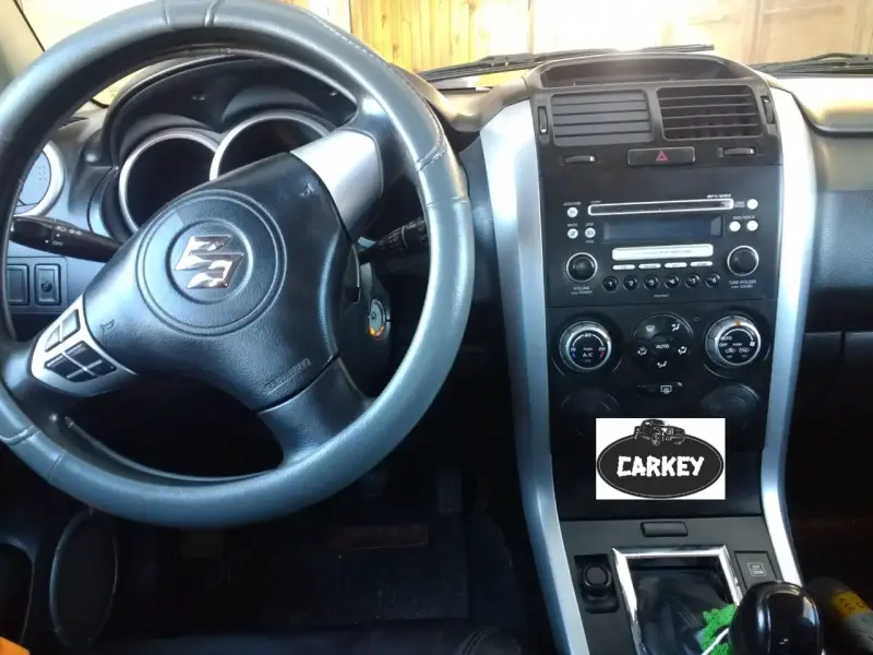 Bisel radio Suzuki Grand Vitara-Nomade 05-18 - 4