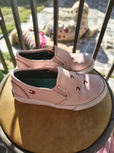 Zapatillas Tommy 26,5 - miniatura 2