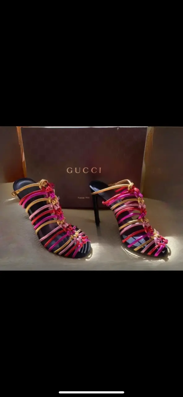 Sandalias de tacón Gucci coloridas - 2