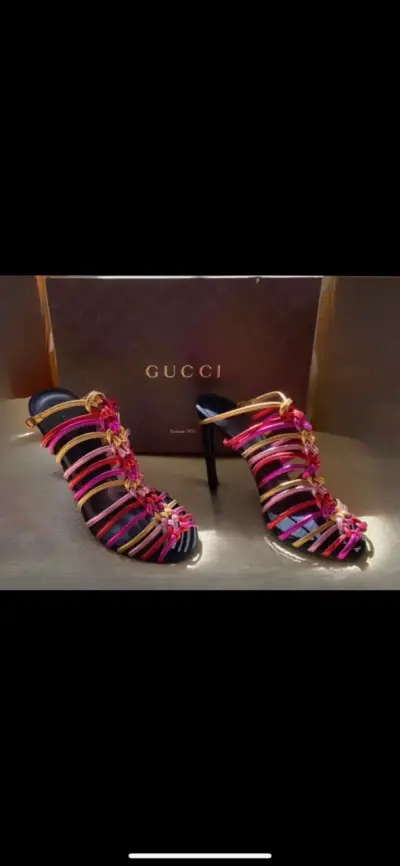 Sandalias de tacón Gucci coloridas - miniatura 2