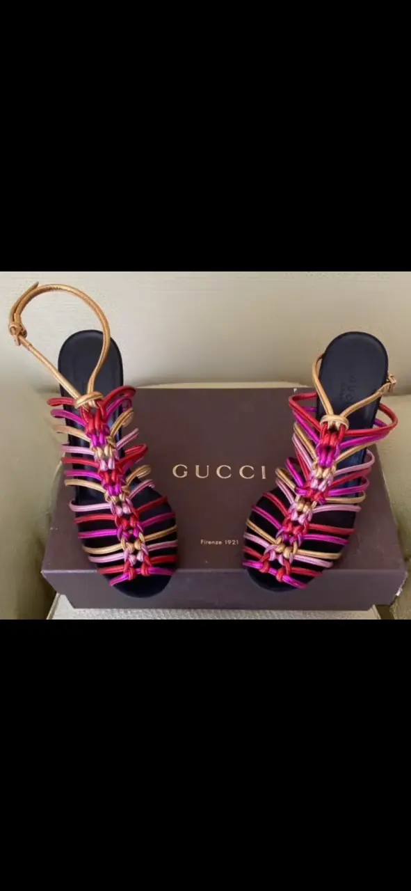 Sandalias de tacón Gucci coloridas - 5