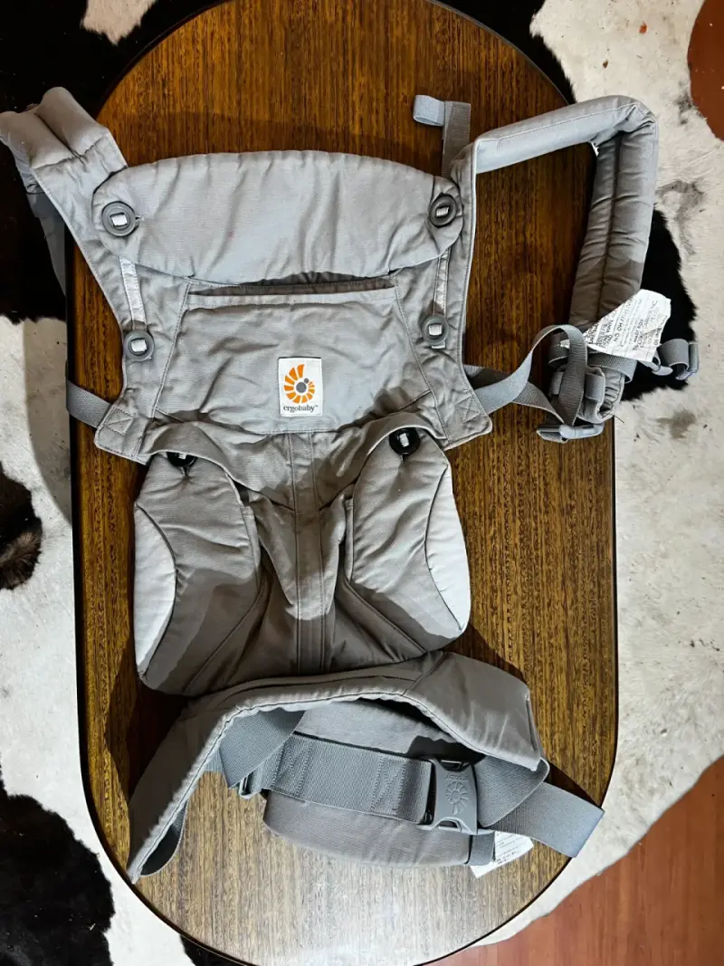Portabebés gris ergonómico ERGOBABY 360