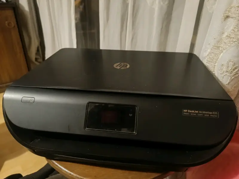 Impresora multifuncional HP DeskJet 4535 - 4