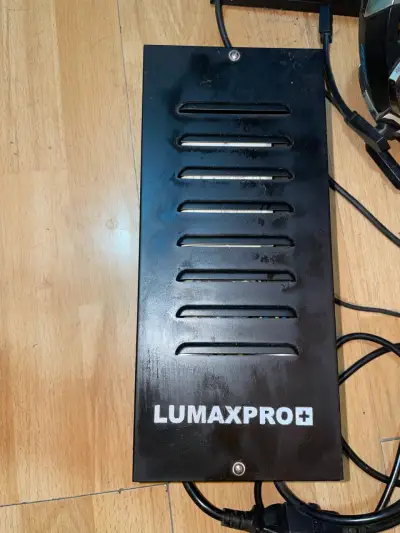 Fuente de poder (Balastro) LumaxPro Y Luz Halogena - miniatura 3