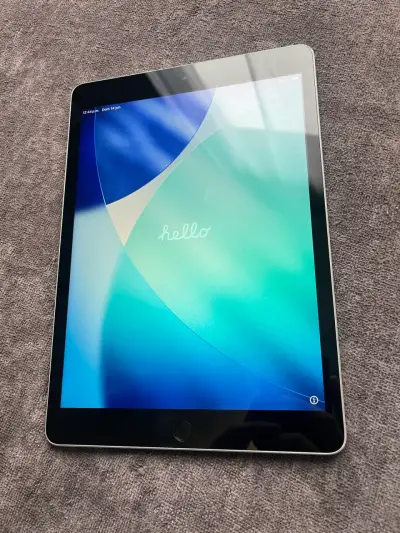 Ipad 9na Gen con 64gb - miniatura 1
