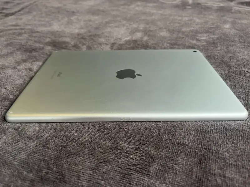 Ipad 9na Gen con 64gb - 5