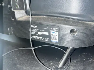 Televisor LED de 32 pulgadas - miniatura 2