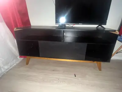 Mueble de TV negro moderno - miniatura 4