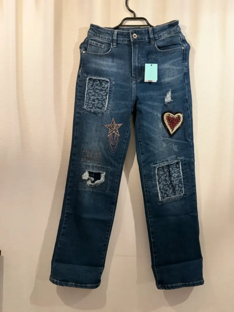 Jeans con parches y brillos franca fortuna - 2