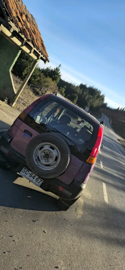 Daihatsu Terios 1.3 1998 - miniatura 3