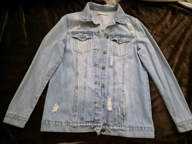 Chaqueta de mezclilla desgastada - 1