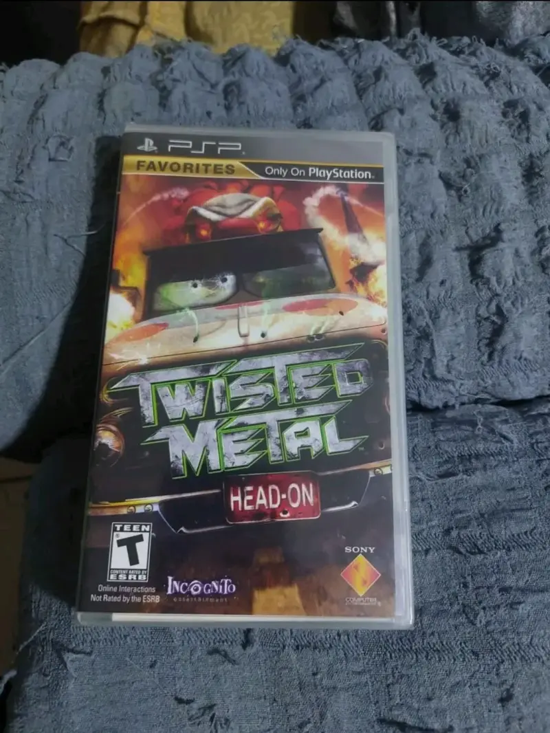 Juego PSP Twisted Metal Head-On