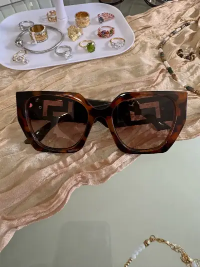 Lentes de sol carey elegantes - miniatura 2