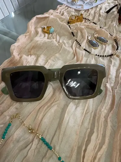 Lentes de sol carey elegantes - miniatura 3