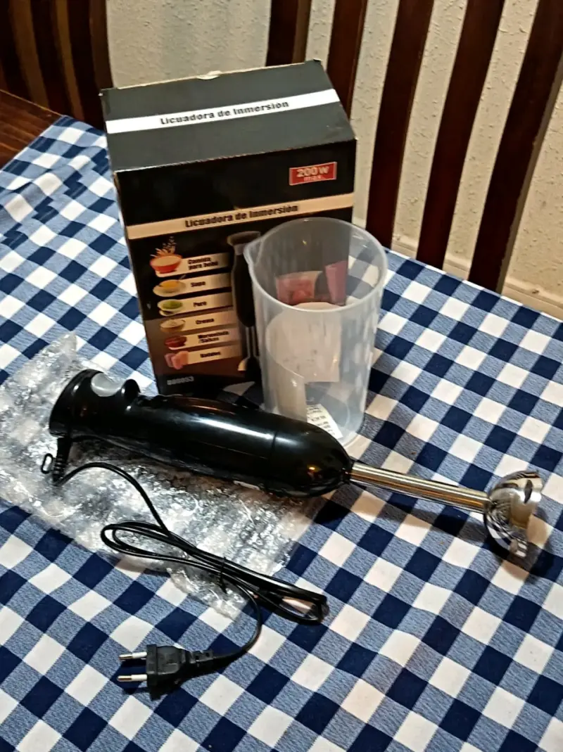 Licuadora de inmersión 200W - 2