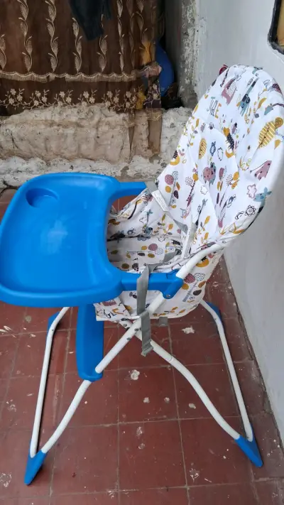 Silla de comer para bebé - miniatura 3
