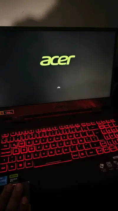 Laptop Acer Nitro 5 - miniatura 1