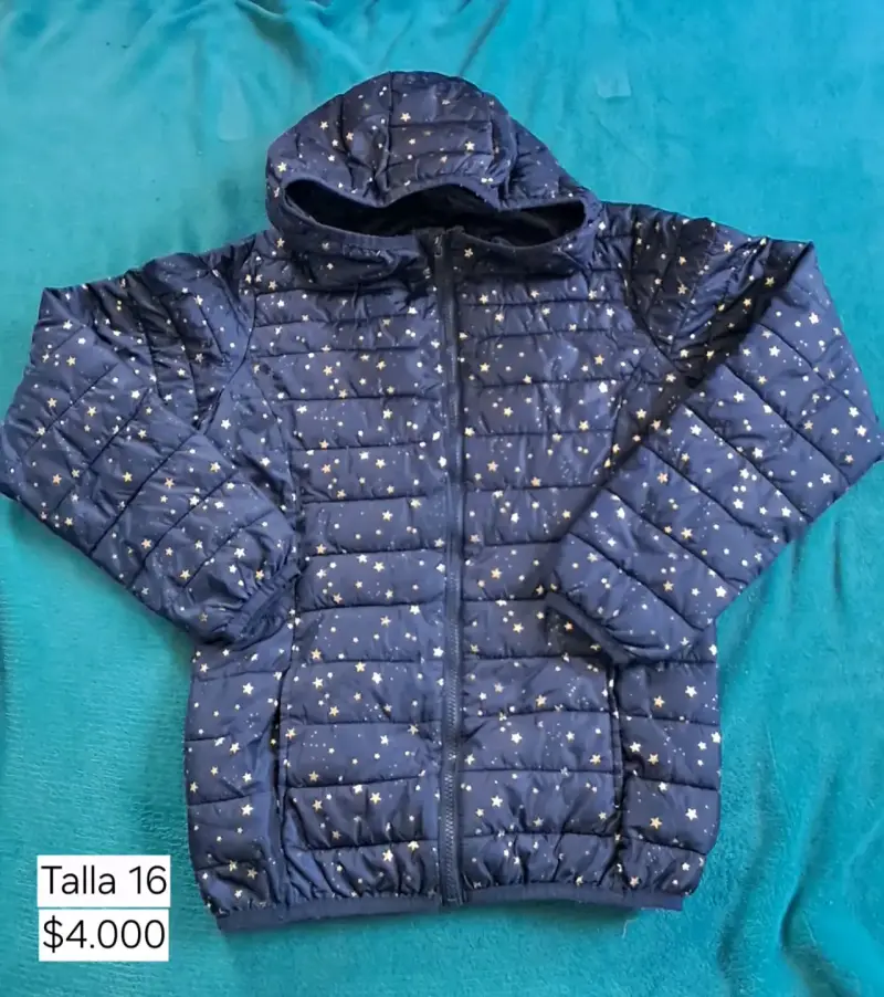 Chaqueta acolchada azul con estrellas talla 16