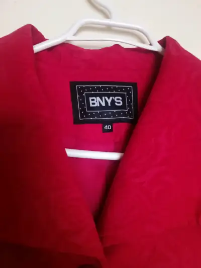 Abrigo rojo elegante BNY'S - miniatura 2