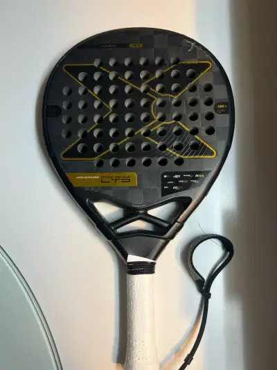 Pala de pádel Nox negra - miniatura 1