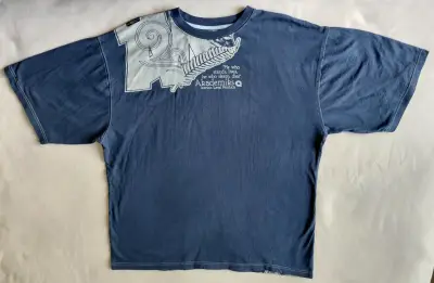 Polera azul Akademiks con diseño XXL - miniatura 2