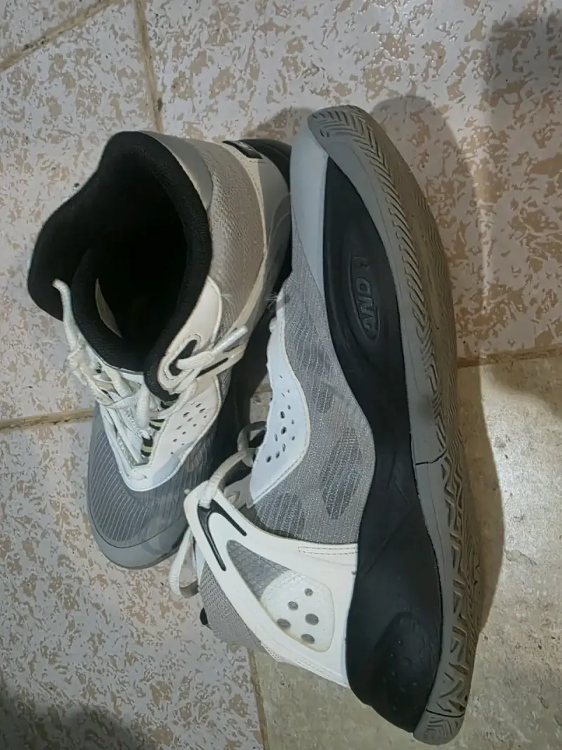 Zapatillas and one - 4