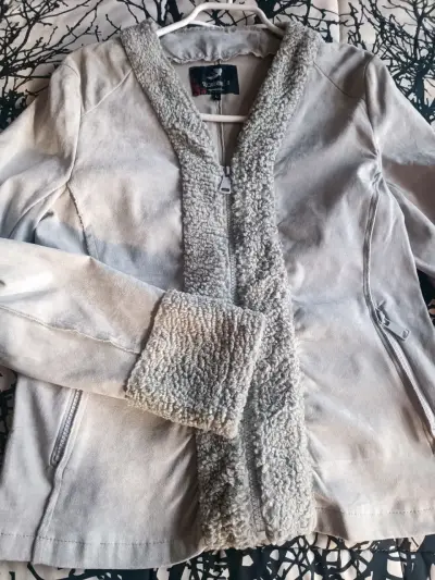 Chaqueta gris con forro de lana - miniatura 1