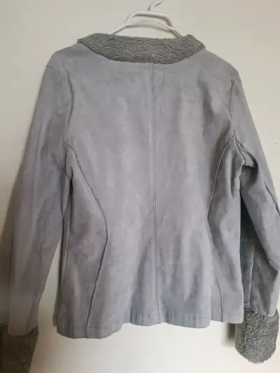 Chaqueta gris con forro de lana - miniatura 3