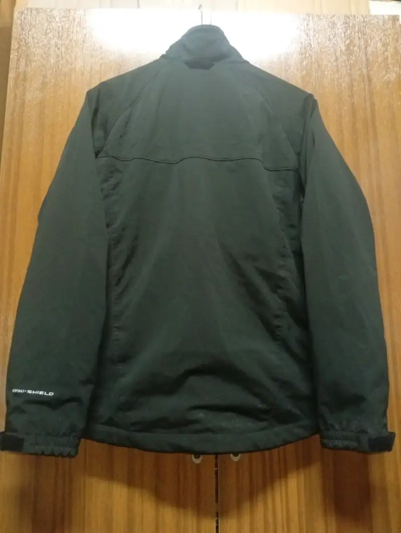 Chaqueta Columbia negra - 3