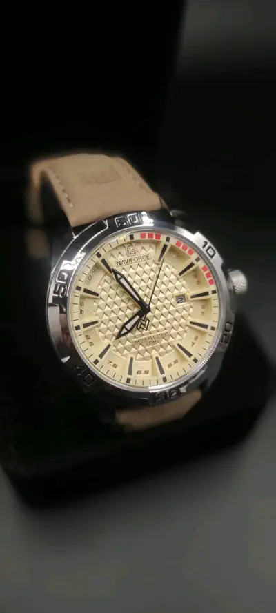 Reloj Naviforce beige elegante - miniatura 5