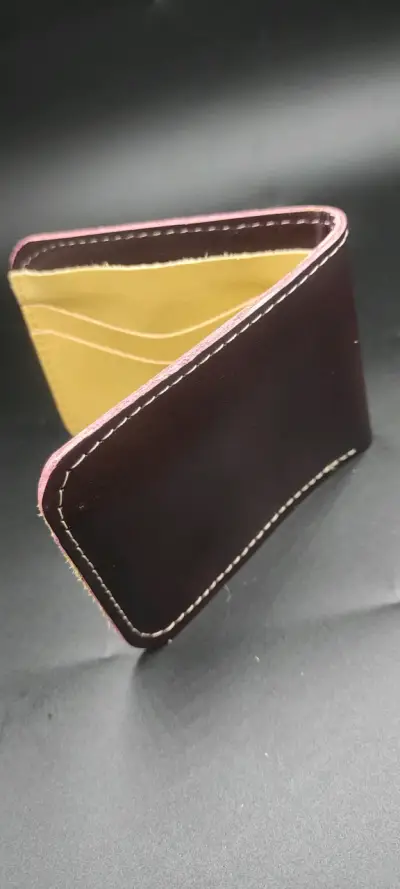 Billetera de cuero vinotinto - miniatura 2