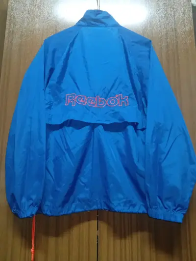 Cortavientos azul Reebok - miniatura 4