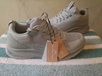Zapatillas deportivas Alpinetrem gris - miniatura 1
