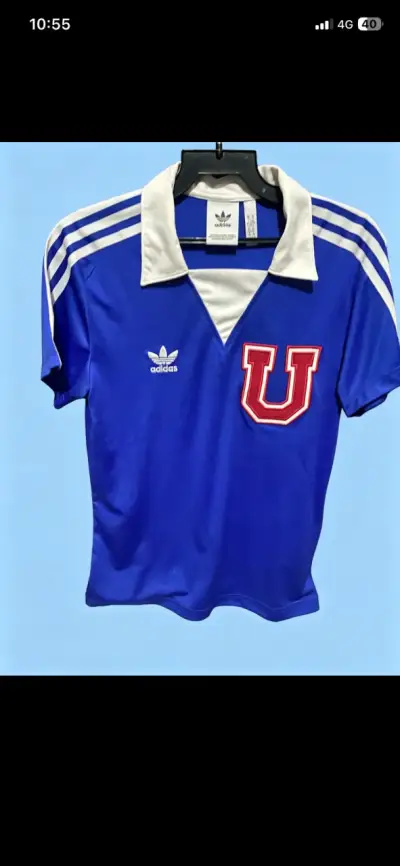 Camiseta u de chile retro sin manchas ni quemadura - miniatura 1