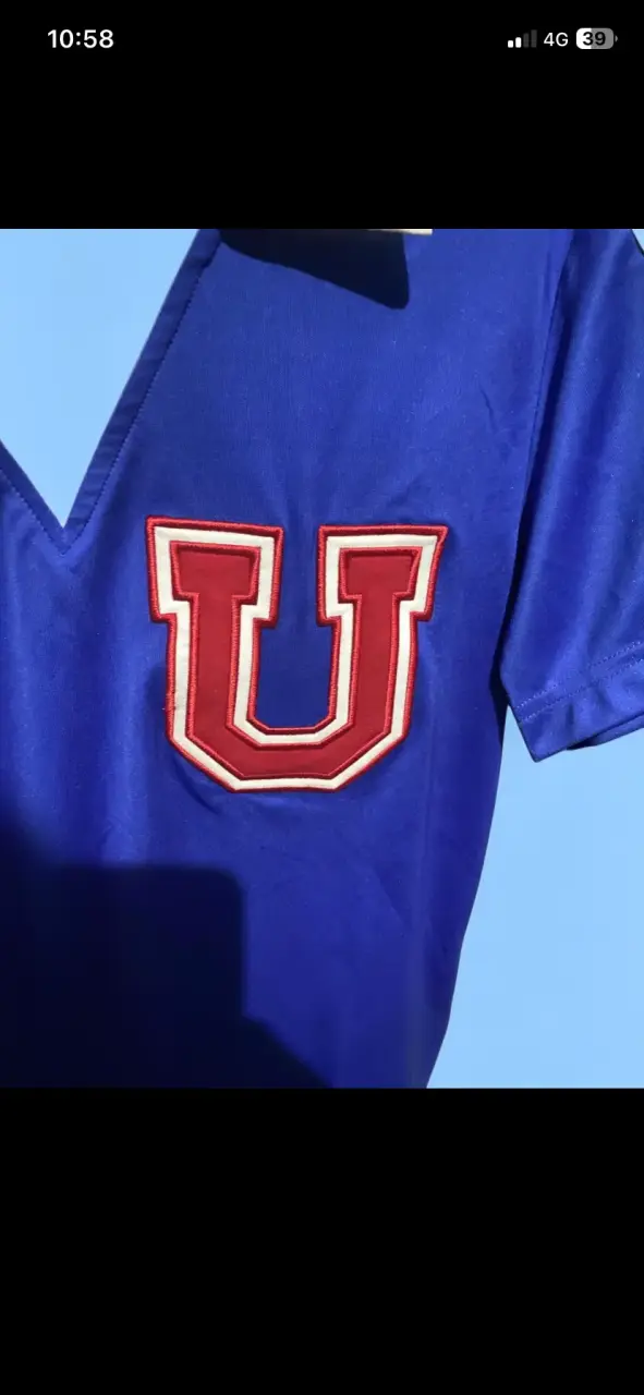 Camiseta u de chile retro sin manchas ni quemadura - 4