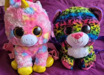 Mochilas marca ty  de peluche coloridos - miniatura 1