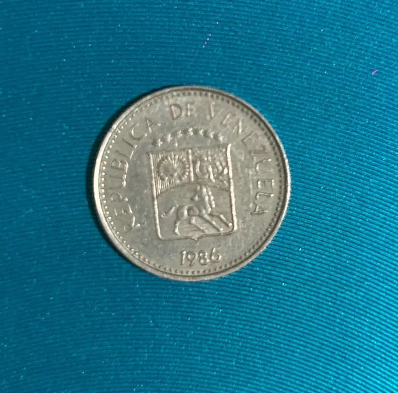 Moneda antigua 5 céntimos Venezuela 1986 - 2