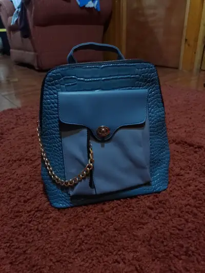 Bolso azul con múltiples bolsillos - miniatura 3